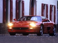 s_Ferrari_355_02.jpg (9679 Byte)