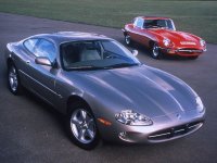 s_Jaguar_XK8_01.jpg (8398 Byte)